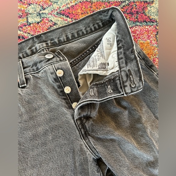 Levi's | Women’s grey Premium 501 button-fly straight leg jeans, size 24x30 - Picture 12 of 14